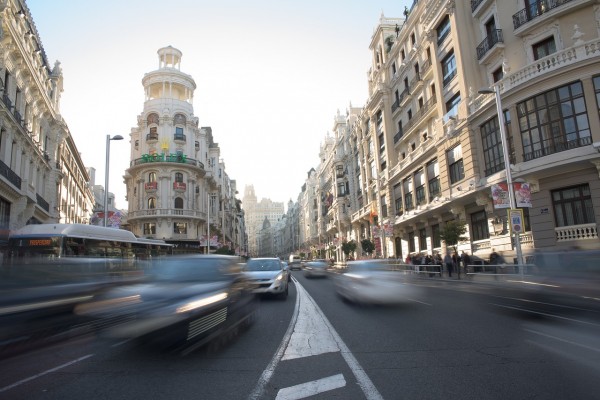 contaminación atmosférica Contaminación atmosférica causada por tráfico rodado