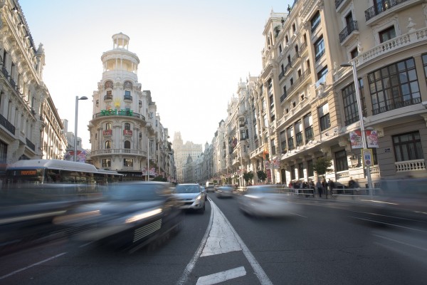 Contaminación atmosférica causada por tráfico rodado